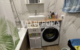 3-� ��������, 62.00 ��.�., 9/10 ��., �����������, 1-� �������� ��.
