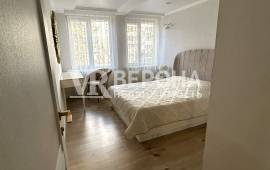 5-� ��������, 137.00 ��.�., 2/10 ��., ��������, �������� ��������