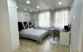 5-� ��������, 137.00 ��.�., 2/10 ��., ��������, �������� ��������