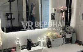 3-� ��������, 104.00 ��.�., 17/17 ��., �����������, �� ������� ��.