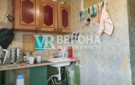 2-� ��������, 44.00 ��.�., 5/5 ��., ��������, ��. ��� ������� ��.