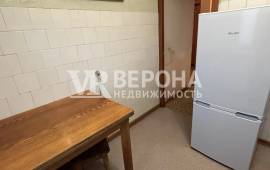 2-� ��������, 43.00 ��.�., 5/5 ��., �����������, �������������� ��.