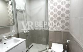 5-� ��������, 137.00 ��.�., 2/10 ��., ��������, �������� ��������